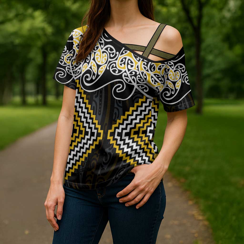 Gold Aotearoa Tukutuku Manawa Tapu Cross Shoulder Shirt Ta Moko Toi Maori LT9 - Polynesian Pride