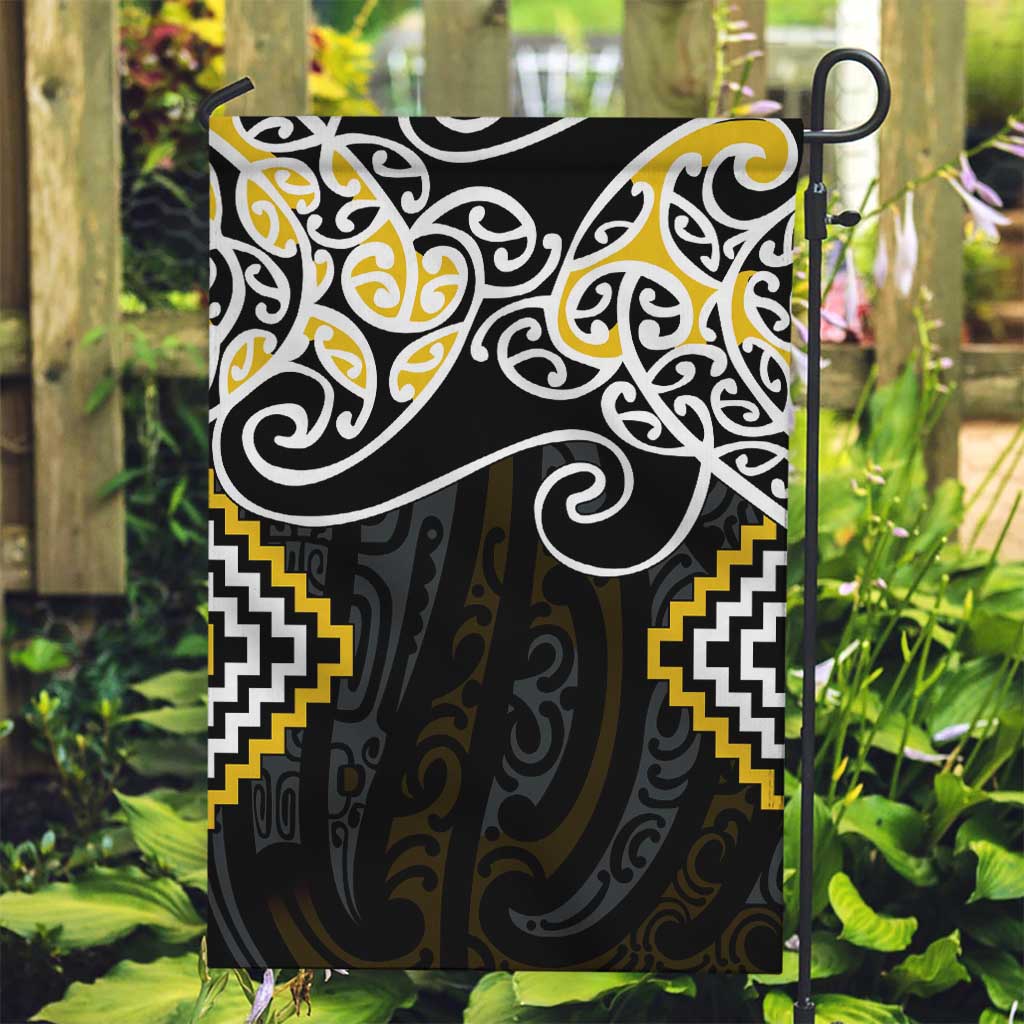 Gold Aotearoa Tukutuku Manawa Tapu Garden Flag Ta Moko Toi Maori LT9 Garden Flag Gold - Polynesian Pride