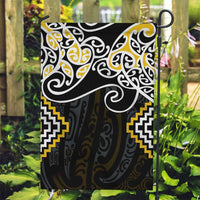 Gold Aotearoa Tukutuku Manawa Tapu Garden Flag Ta Moko Toi Maori LT9 Garden Flag Gold - Polynesian Pride