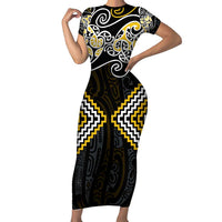 Gold Aotearoa Tukutuku Manawa Tapu Short Sleeve Bodycon Dress Ta Moko Toi Maori LT9 Long Dress Gold - Polynesian Pride
