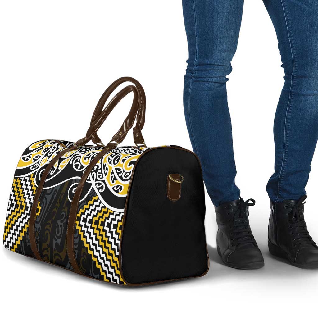 Gold Aotearoa Tukutuku Manawa Tapu Travel Bag Ta Moko Toi Maori LT9 - Polynesian Pride