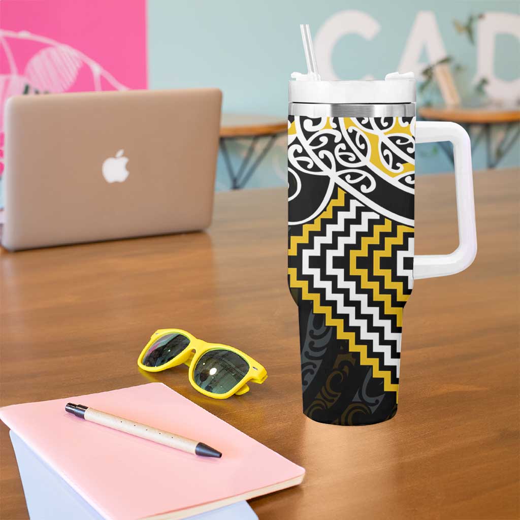Gold Aotearoa Tukutuku Manawa Tapu Tumbler With Handle Ta Moko Toi Maori LT9 - Polynesian Pride