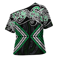 Green Aotearoa Tukutuku Manawa Tapu Cross Shoulder Shirt Ta Moko Toi Maori LT9 - Polynesian Pride
