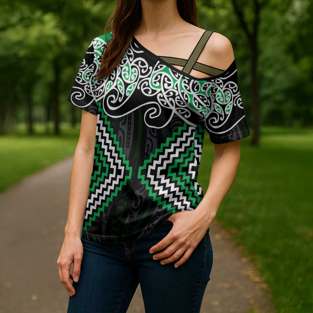 Green Aotearoa Tukutuku Manawa Tapu Cross Shoulder Shirt Ta Moko Toi Maori LT9 - Polynesian Pride