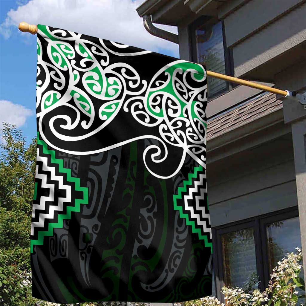 Green Aotearoa Tukutuku Manawa Tapu Garden Flag Ta Moko Toi Maori LT9 - Polynesian Pride