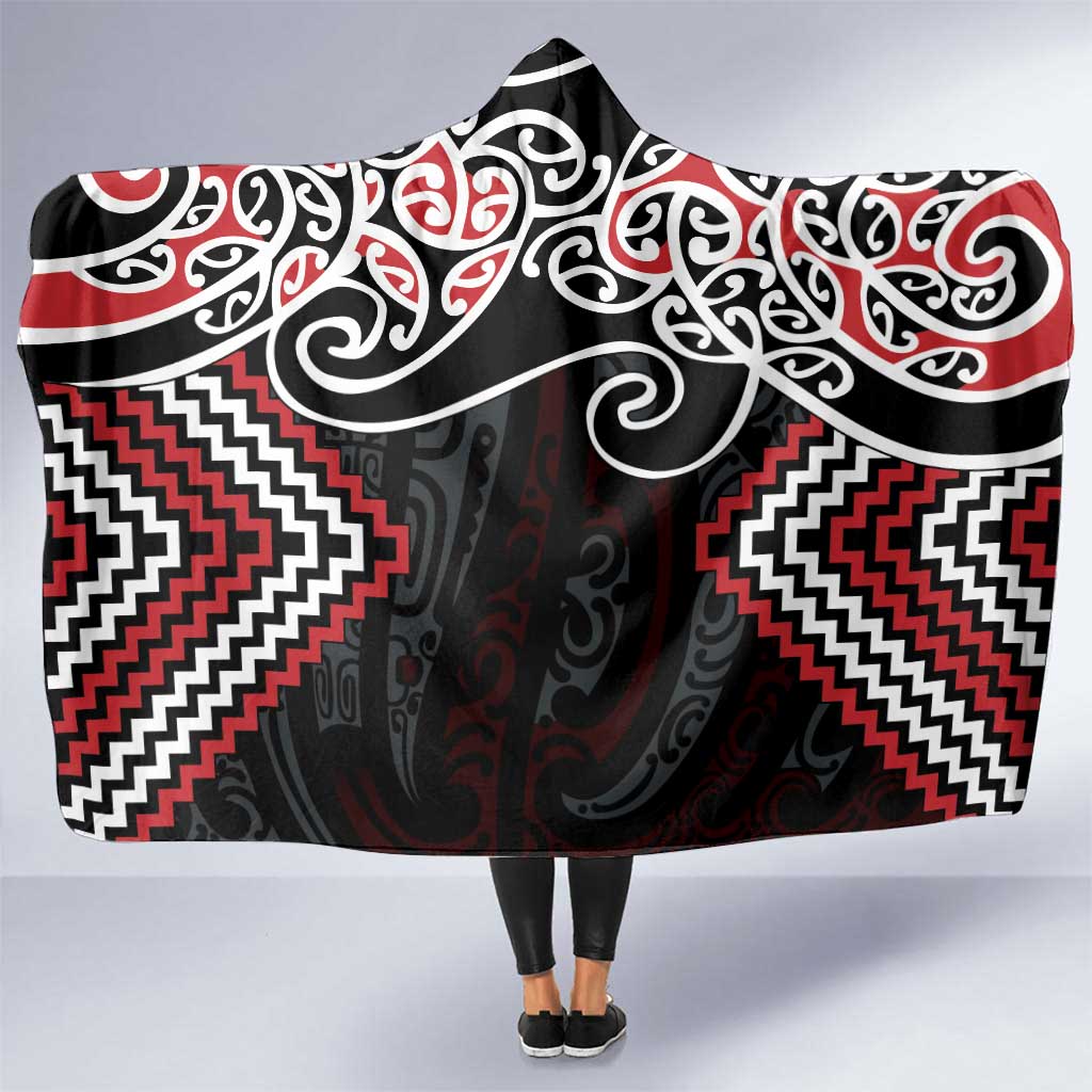 Red Aotearoa Tukutuku Manawa Tapu Hooded Blanket Ta Moko Toi Maori LT9 One Size Red - Polynesian Pride