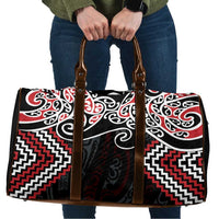 Red Aotearoa Tukutuku Manawa Tapu Travel Bag Ta Moko Toi Maori LT9 Red - Polynesian Pride