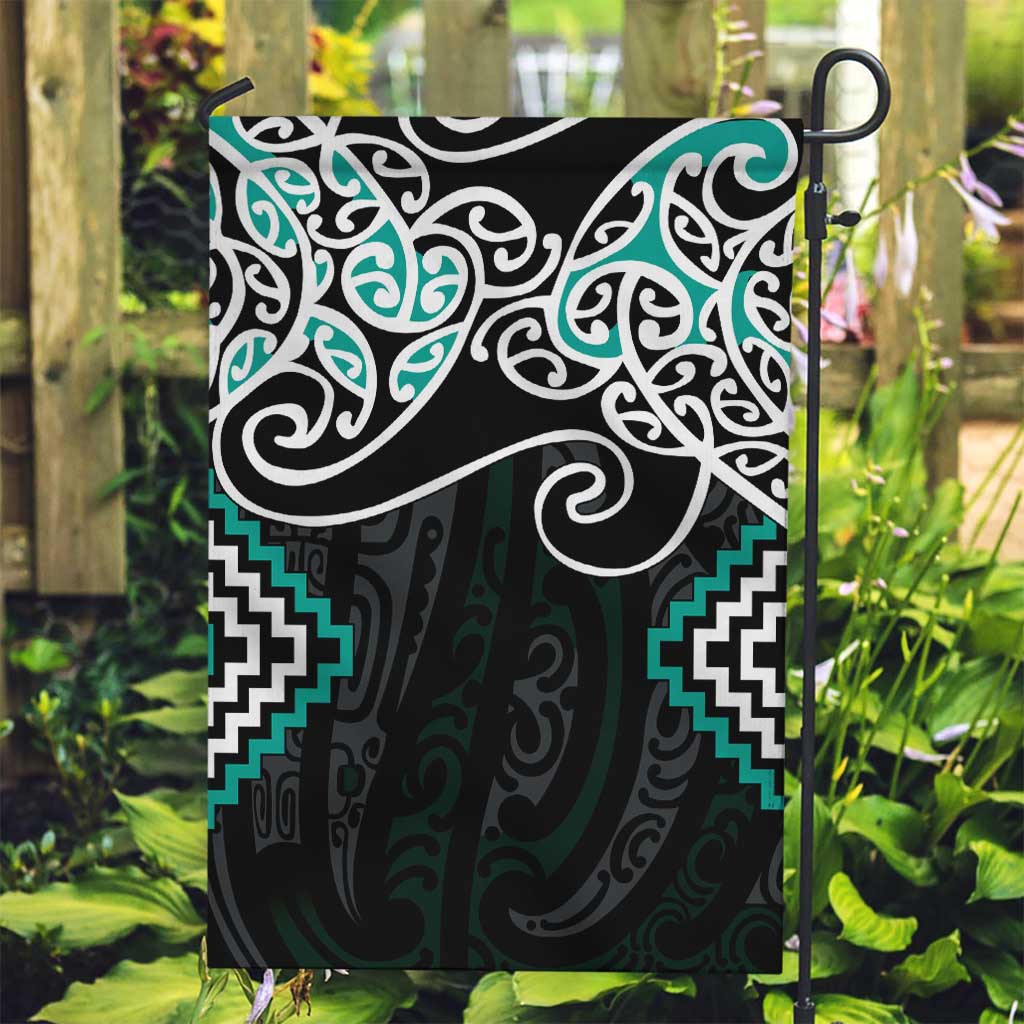 Turquoise Aotearoa Tukutuku Manawa Tapu Garden Flag Ta Moko Toi Maori LT9 Garden Flag Turquoise - Polynesian Pride