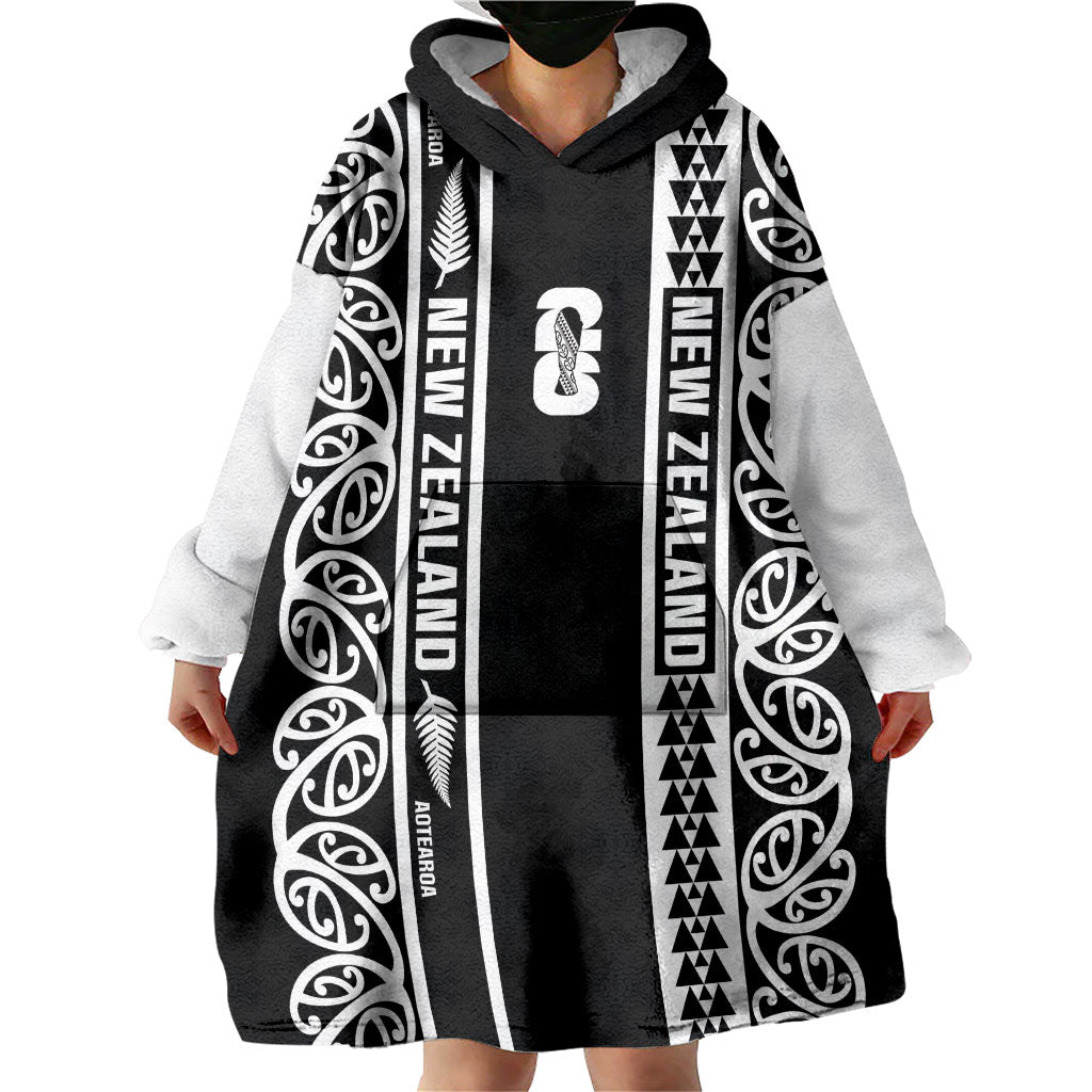 Custom New Zealand Football White Fern Supporter Wearable Blanket Hoodie LT9 - Polynesian Pride