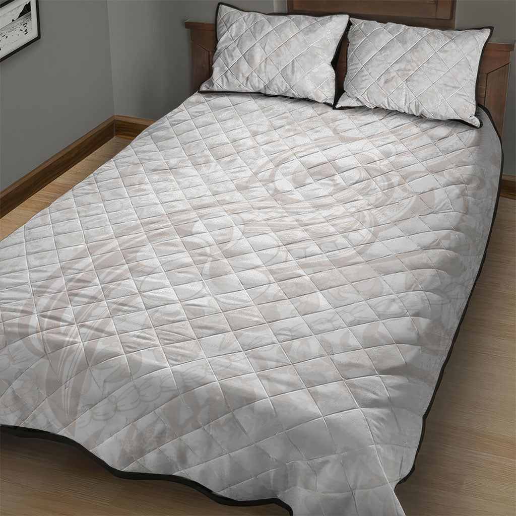 Hawaii Plumeria Lokelani Pikake Lei Quilt Bed Set Sandy Beige Polynesian Tattoo LT9 - Polynesian Pride