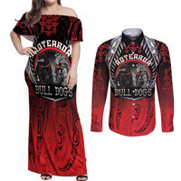 Aotearoa Bulldog Personalised Couples Matching Off Shoulder Maxi Dress and Long Sleeve Button Shirt Maori Kowhaiwhai Motif LT9 Red - Polynesian Pride