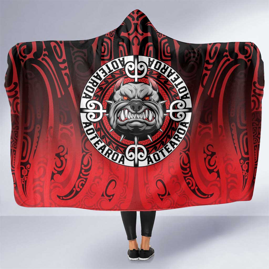 Aotearoa Bulldog Hooded Blanket New Zealand Kowhaiwhai Tribal LT9 One Size Red - Polynesian Pride