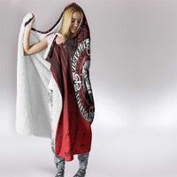 Aotearoa Bulldog Hooded Blanket New Zealand Kowhaiwhai Tribal LT9 - Polynesian Pride