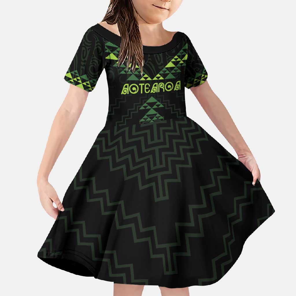Custom New Zealand Maori Koru Koiri Motif Family Matching Mermaid Dress and Hawaiian Shirt LT9 Daughter's Dress Green - Polynesian Pride