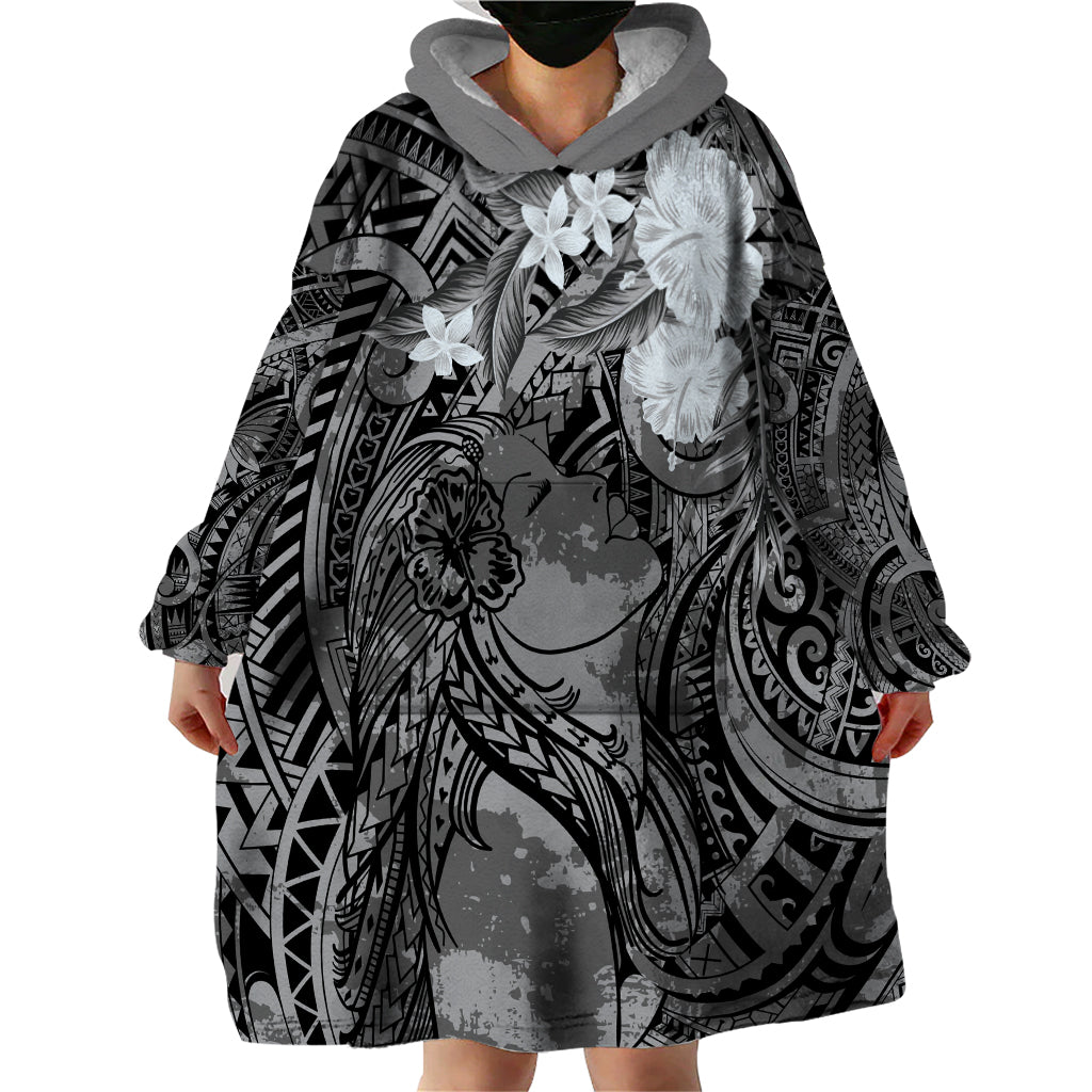 Pacific Beauty Girl Wearable Blanket Hoodie Black Polyneisan Tribal Vintage Motif LT9 - Polynesian Pride