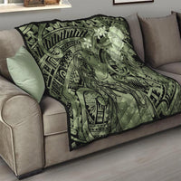 Pacific Beauty Girl Quilt Green Polyneisan Tribal Vintage Motif