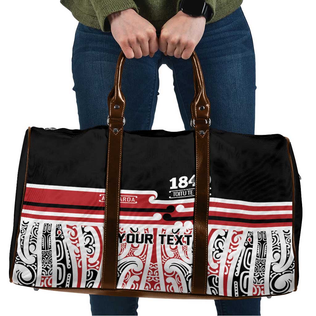 Personalised Toitu Te Tiriti Aotearoa 1840 Travel Bag Red Kowhaiwhai Puhoro LT9 Black - Polynesian Pride