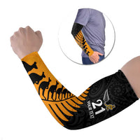 Australia New Zealand Rugby Arm Sleeves Gold Aboriginal Wallabies and Maori Black Fern LT9 Set of 2 Gold - Polynesian Pride