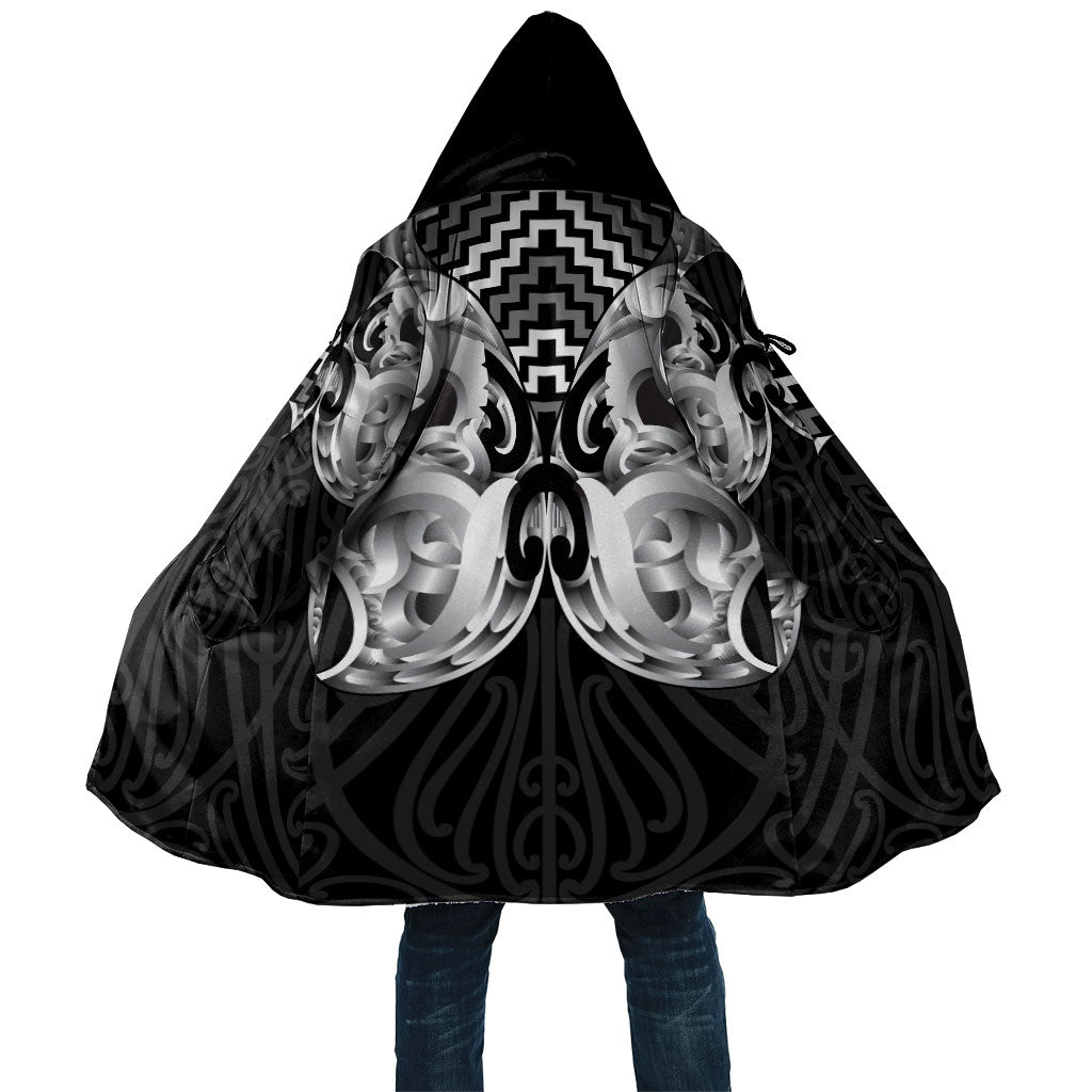 Aotearoa Kowhaiwhai Poutama Black Motif Cloak