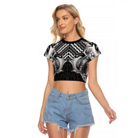 Aotearoa Kowhaiwhai Poutama Black Motif Raglan Cropped T Shirt