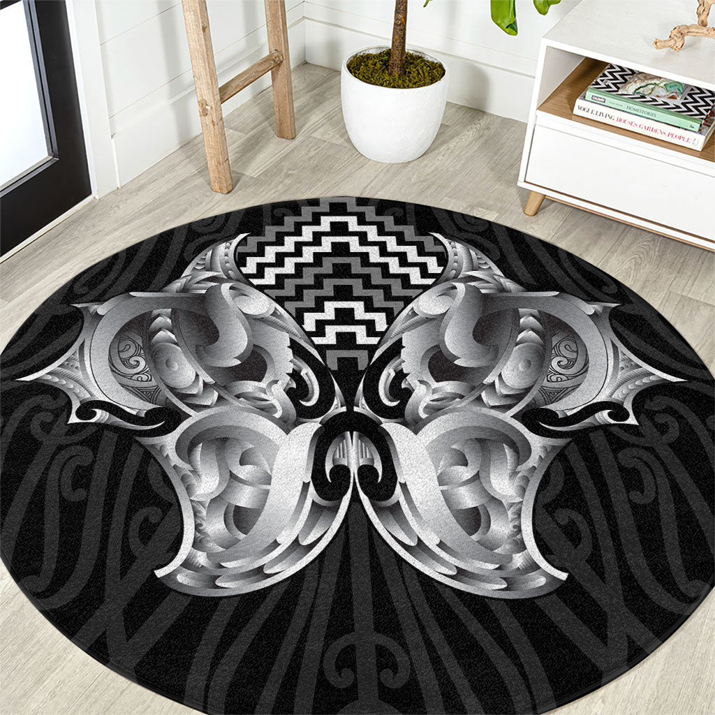 Aotearoa Kowhaiwhai Poutama Black Motif Round Carpet