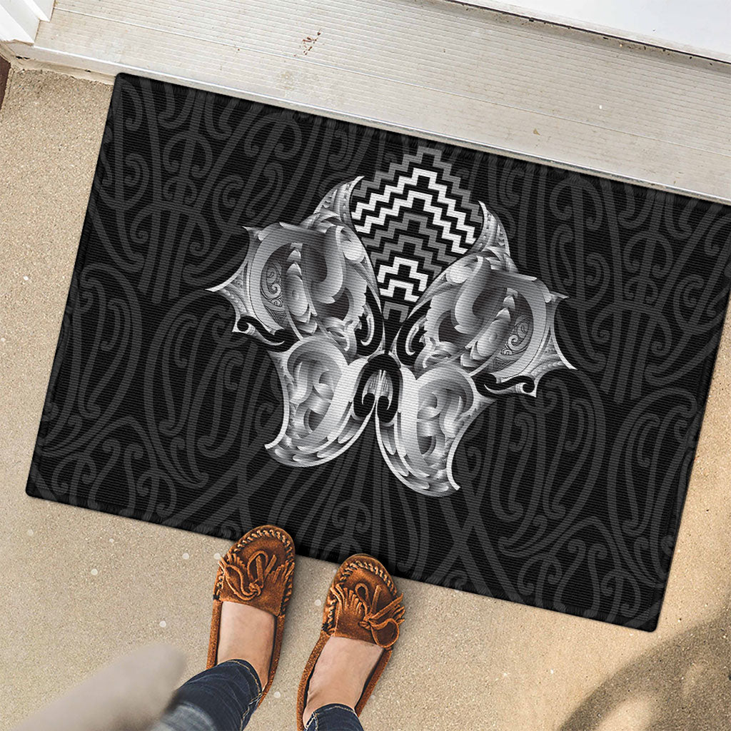 Aotearoa Kowhaiwhai Poutama Black Motif Rubber Doormat