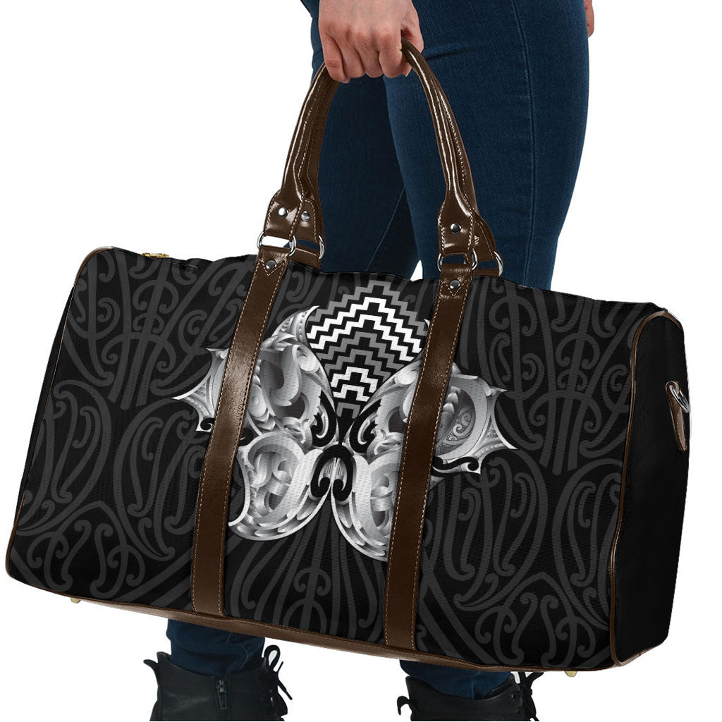 Aotearoa Kowhaiwhai Poutama Black Motif Travel Bag