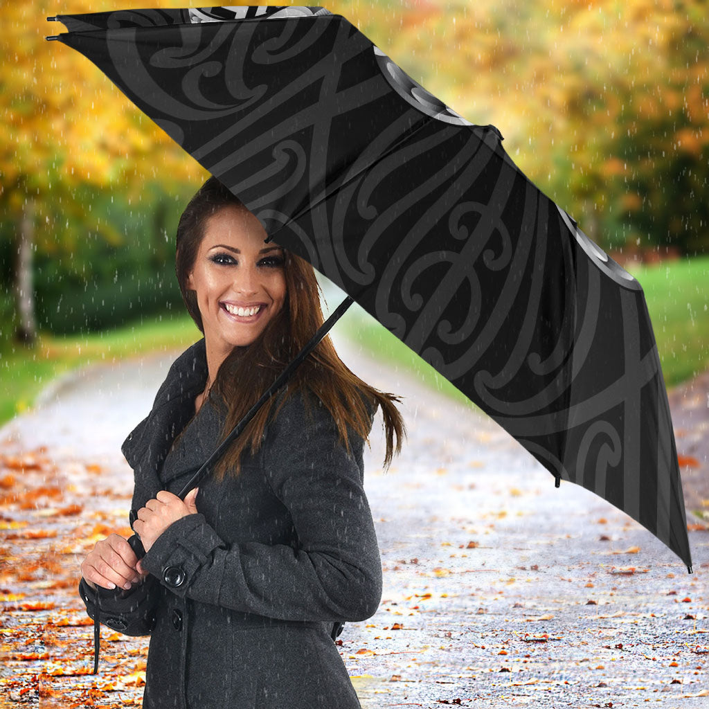 Aotearoa Kowhaiwhai Poutama Black Motif Umbrella