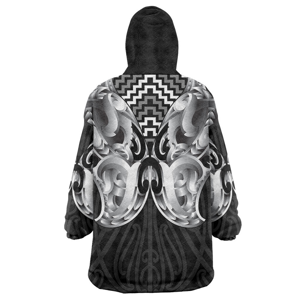 Aotearoa Kowhaiwhai Poutama Black Motif Wearable Blanket Hoodie LT9 - Polynesian Pride