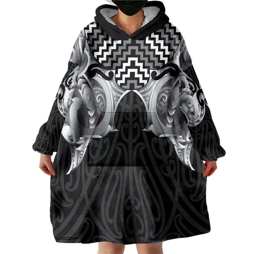 Aotearoa Kowhaiwhai Poutama Black Motif Wearable Blanket Hoodie LT9 - Polynesian Pride