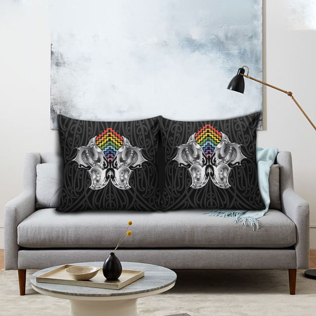 Aotearoa Kowhaiwhai Poutama Rainbow Motif Pillow Cover