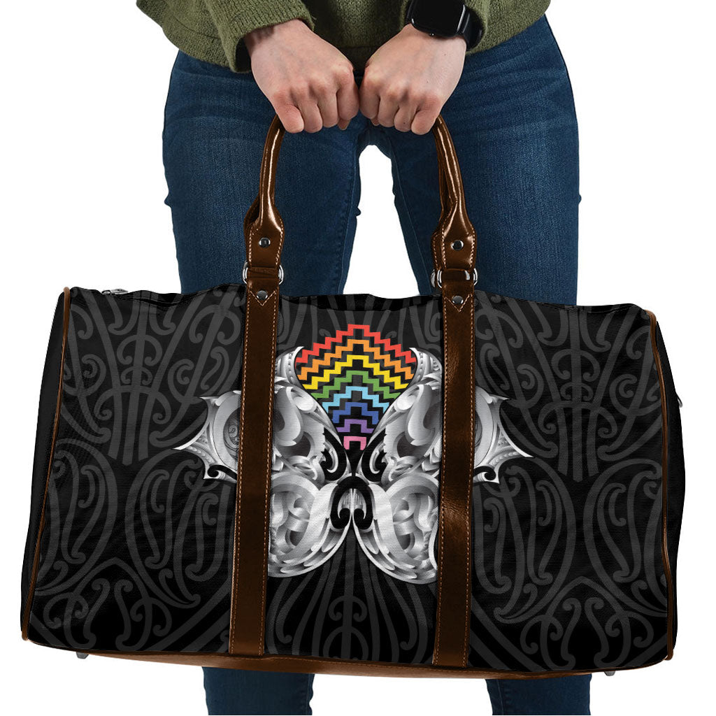 Aotearoa Kowhaiwhai Poutama Rainbow Motif Travel Bag