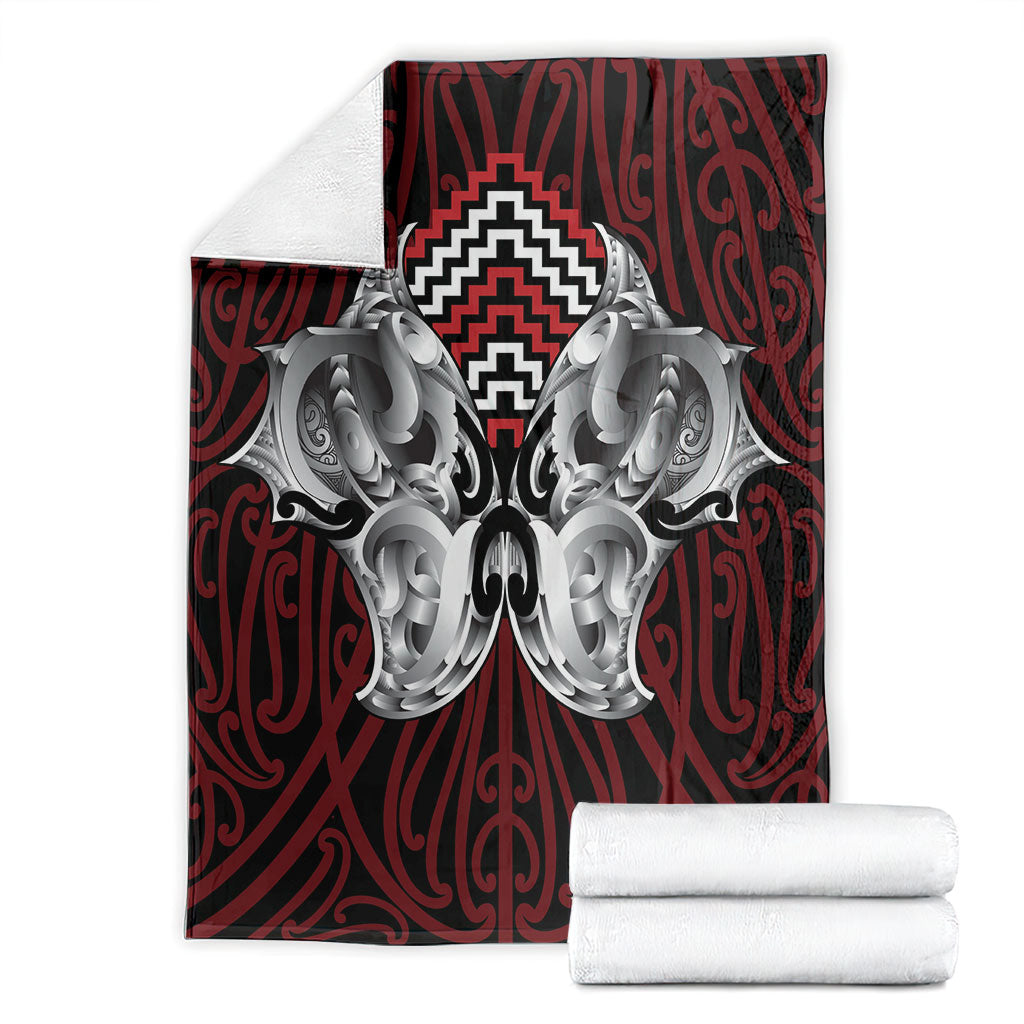 Aotearoa Kowhaiwhai Poutama Red Motif Blanket