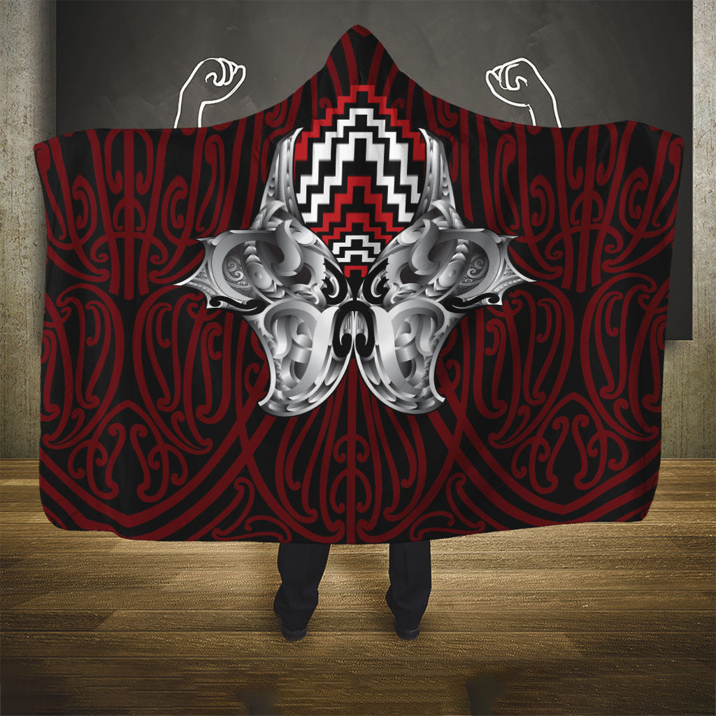 Aotearoa Kowhaiwhai Poutama Red Motif Hooded Blanket