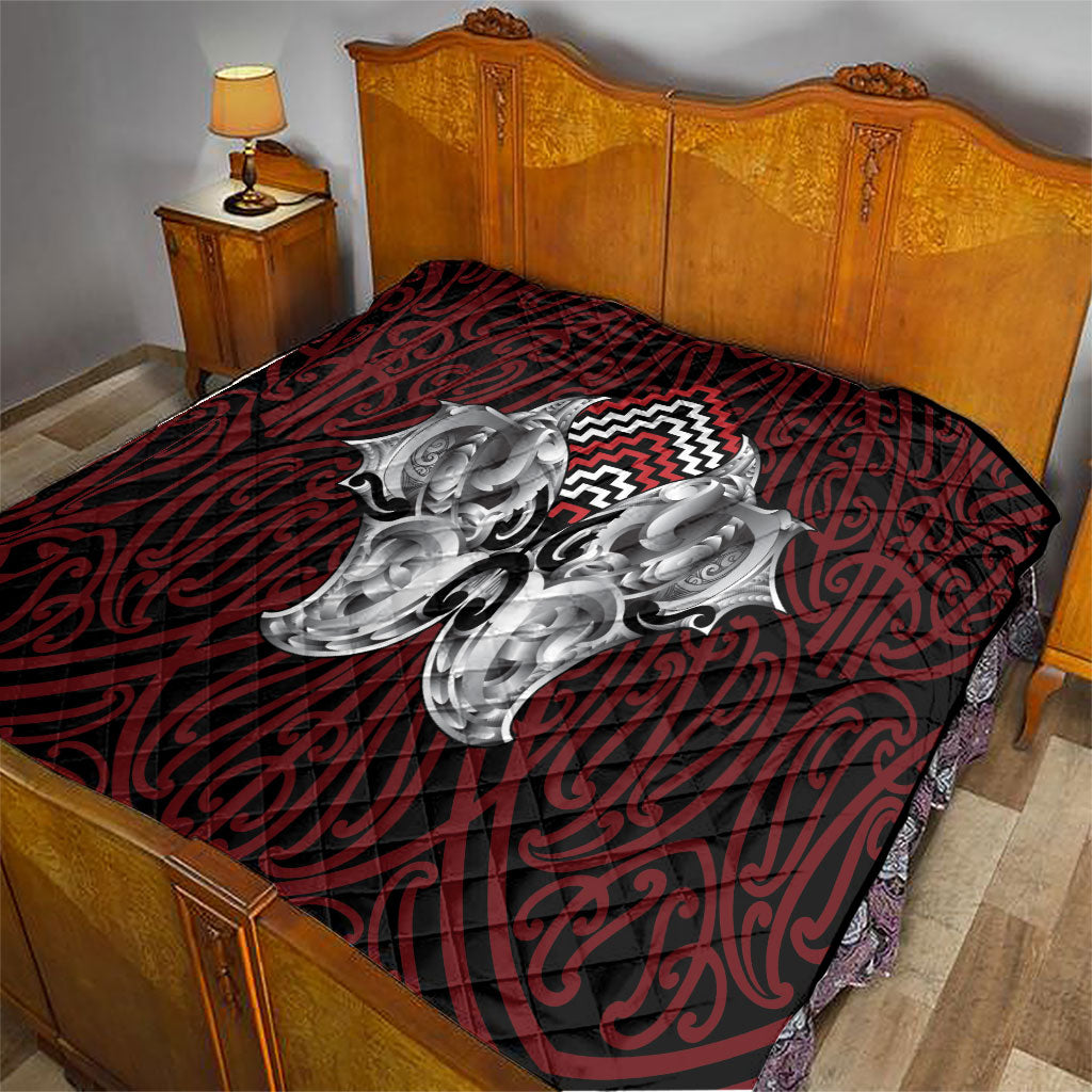 Aotearoa Kowhaiwhai Poutama Red Motif Quilt