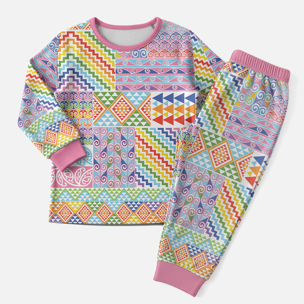 Aotearoa Kowhaiwhai Taniko Patchwork Rainbow Motifs Christmas Pajama Set
