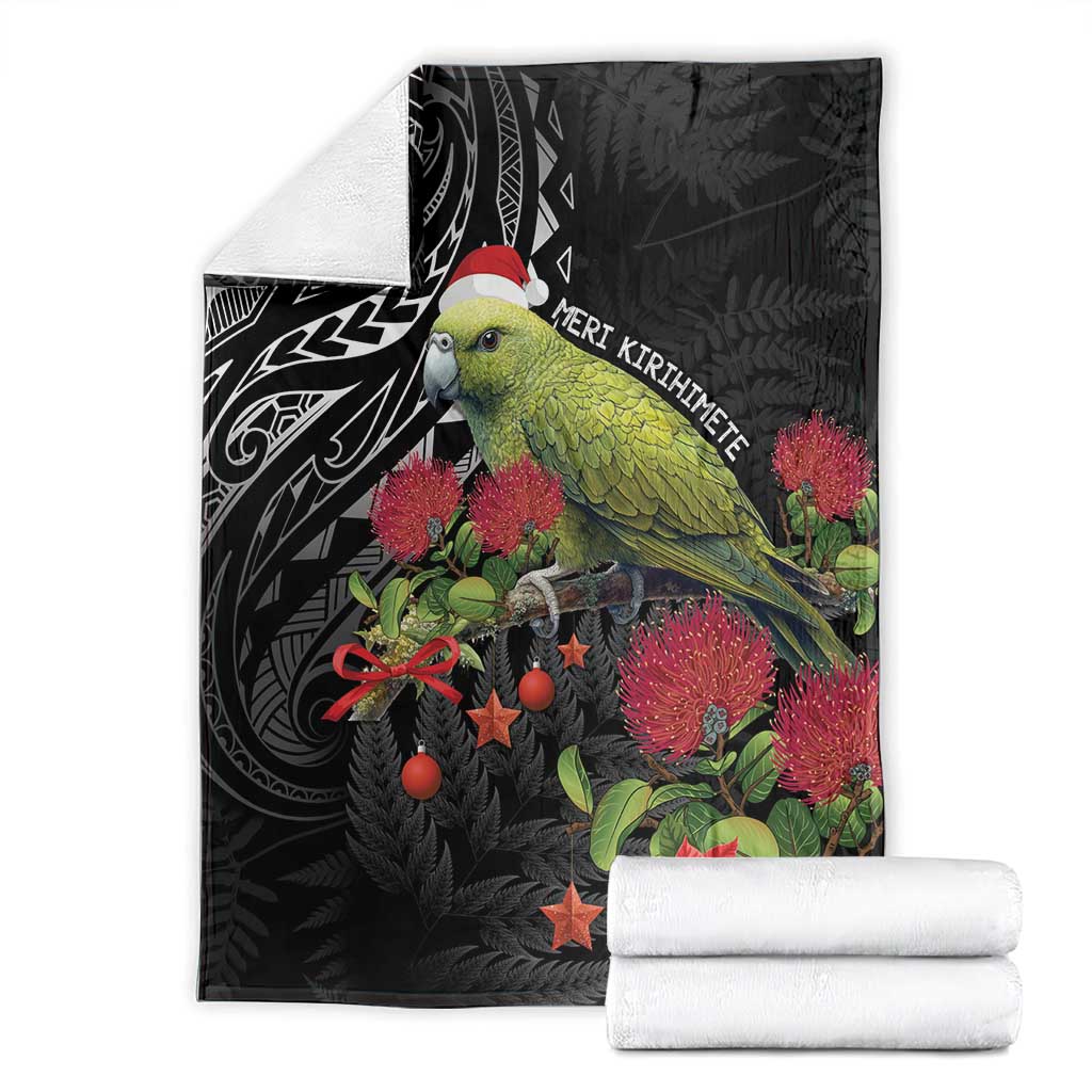 Meri Kirihimete Kakapo Blanket Black Silver Fern Christmas Vibe