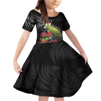 Meri Kirihimete Kakapo Family Matching Off Shoulder Short Dress and Hawaiian Shirt Black Silver Fern Christmas Vibe LT9 Daughter's Dress Black - Polynesian Pride
