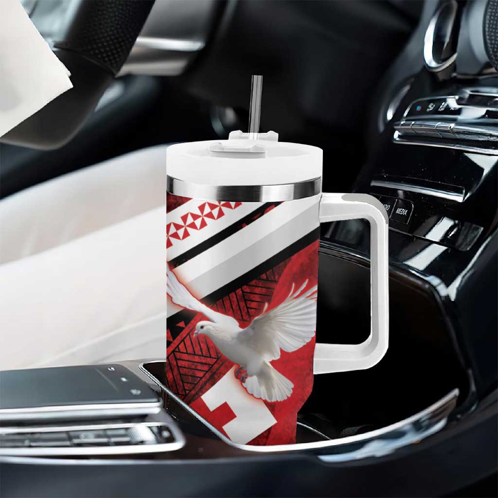 Custom Tonga XIII Rugby Tribal Tattoo Tumbler With Handle Mate Ma'a Tonga Kupesi Ngatu Grunge Style LT9 - Polynesian Pride