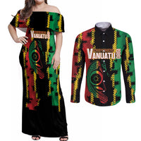 Vanuatu 46th Year Anniversary Couples Matching Off Shoulder Maxi Dress and Long Sleeve Button Shirt Tamtam Slit Drums Long God Yumi Stanap LT9 Black - Polynesian Pride
