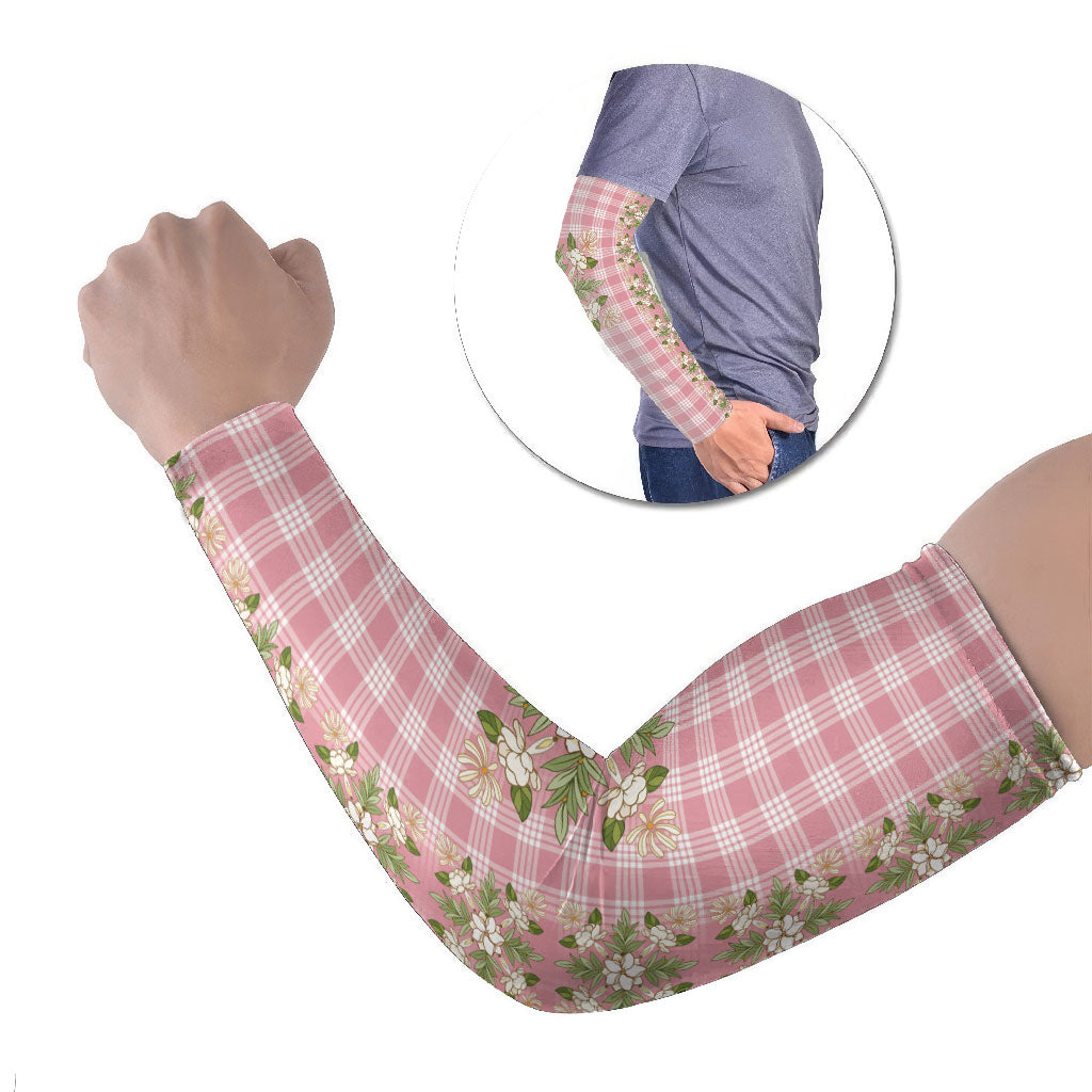 Akala Hamele Hawai'i Palaka Squares Maile Leaf Arm Sleeves Flowers Hawaiian Quilt Patterns LT9 Set of 2 Dusty Rose - Polynesian Pride
