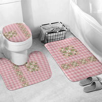 Akala Hamele Hawai'i Palaka Squares Maile Leaf Bathroom Set Flowers Hawaiian Quilt Patterns LT9 Mat Set Only (3 pcs) One Size Dusty Rose - Polynesian Pride