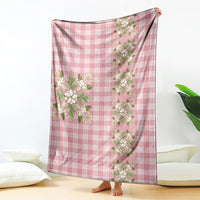 Akala Hamele Hawai'i Palaka Squares Maile Leaf Blanket Flowers Hawaiian Quilt Patterns LT9 - Polynesian Pride