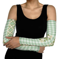 Liko Kukui Hawai'i Palaka Squares Maile Leaf Arm Sleeves Flowers Hawaiian Quilt Patterns LT9 - Polynesian Pride