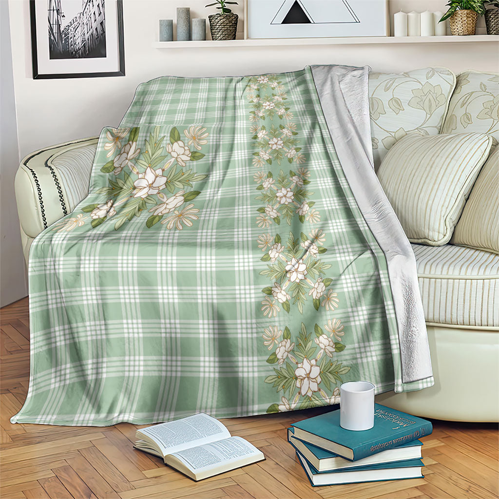 Liko Kukui Hawai'i Palaka Squares Maile Leaf Blanket Flowers Hawaiian Quilt Patterns LT9 Sage Green - Polynesian Pride
