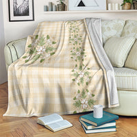 Melemele Ahiahia Hawai'i Palaka Squares Maile Leaf Blanket Flowers Hawaiian Quilt Patterns LT9 Pastel Yellow - Polynesian Pride