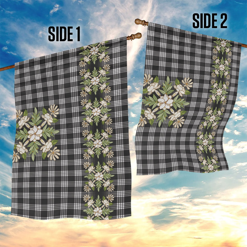 Pauli Hawai'i Palaka Squares Maile Leaf Garden Flag Flowers Hawaiian Quilt Patterns LT9 - Polynesian Pride