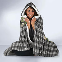 Pauli Hawai'i Palaka Squares Maile Leaf Hooded Blanket Flowers Hawaiian Quilt Patterns LT9 - Polynesian Pride