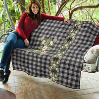 Pauli Hawai'i Palaka Squares Maile Leaf Quilt Flowers Hawaiian Quilt Patterns LT9 - Polynesian Pride