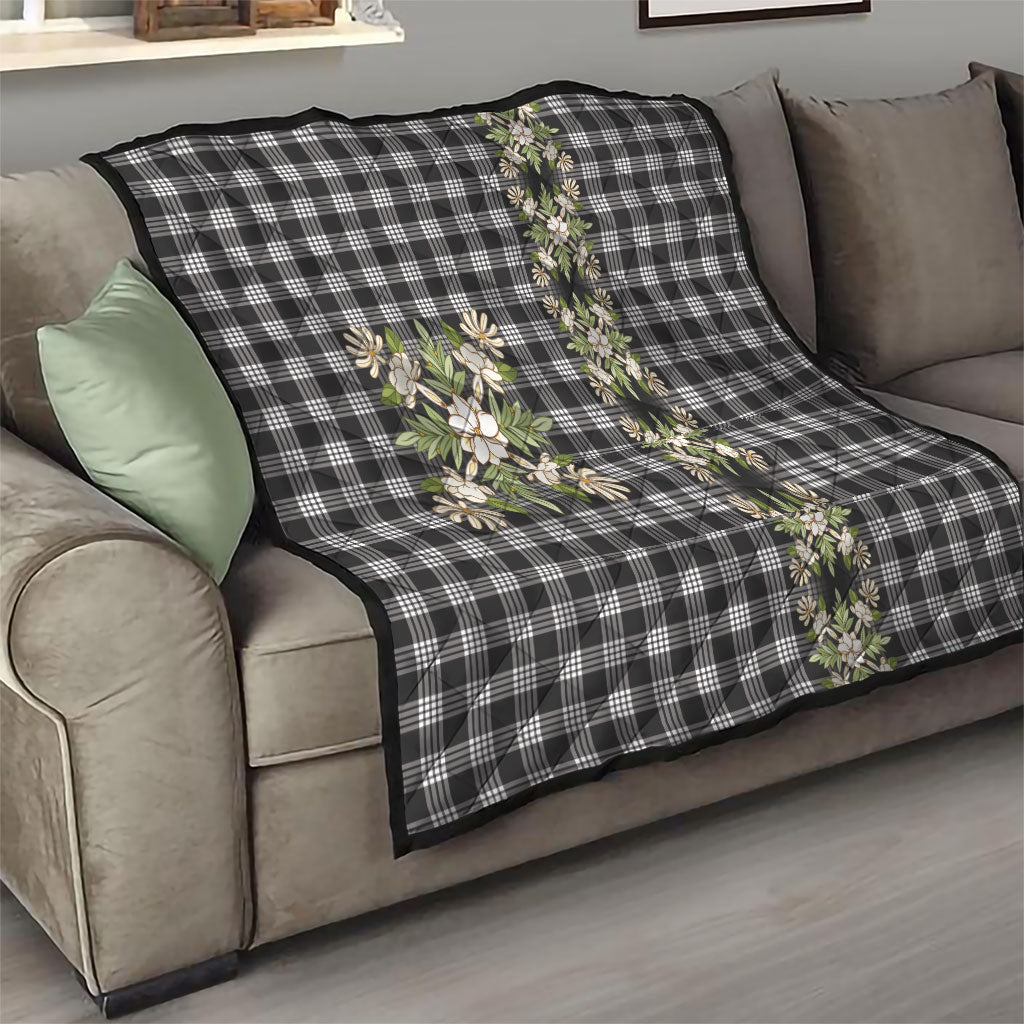 Pauli Hawai'i Palaka Squares Maile Leaf Quilt Flowers Hawaiian Quilt Patterns LT9 - Polynesian Pride